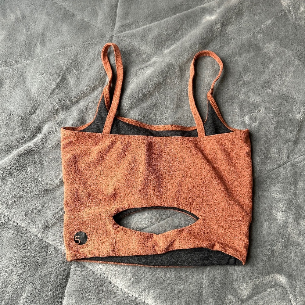 Burnt orange five the label top